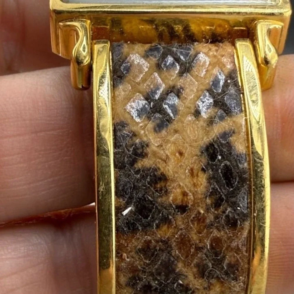 Vintage Betsey Johnson Watch Animal Print‎ NEEDS BATTERY 6